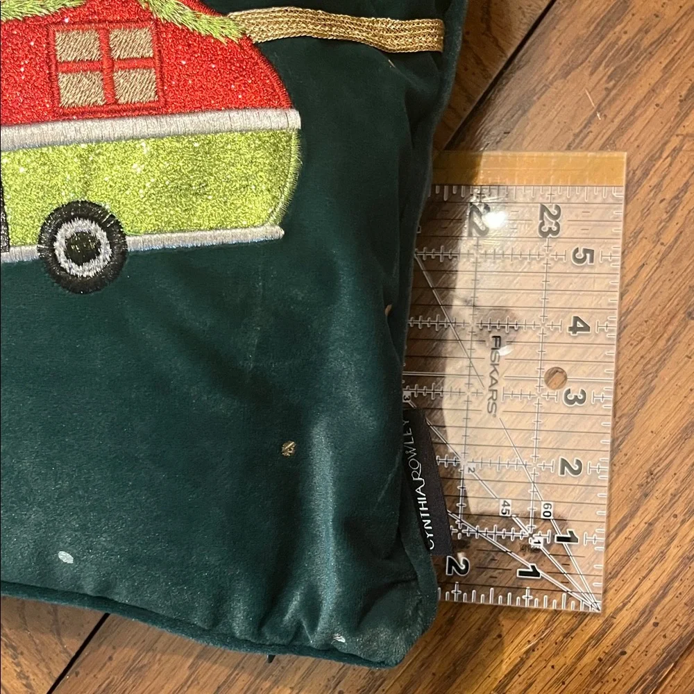 Cynthia Rowley Christmas Vacation velvet glamping pillow‎